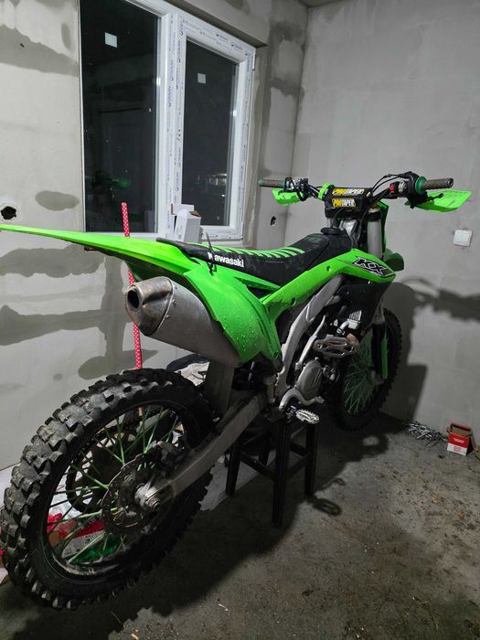 Vând kawasaki kx450 f