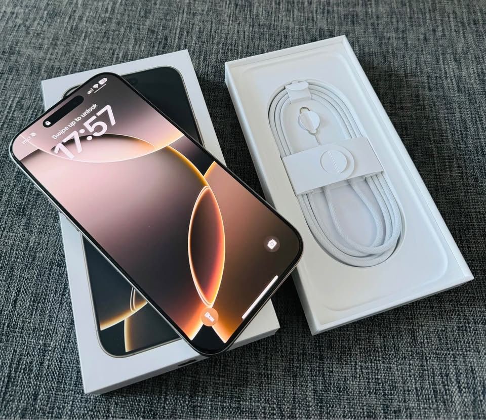 Iphone 16 pro max 256 esim