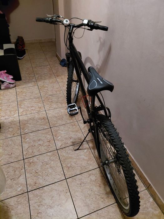 Bicicleta MTB DHS cu 18 viteze și roti pe 26