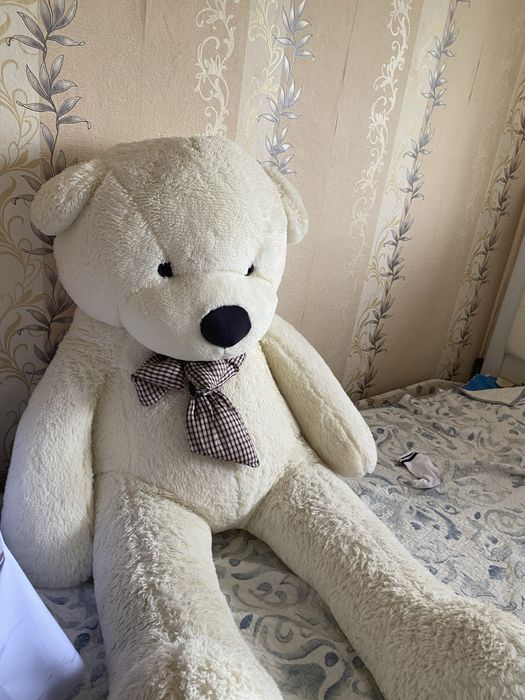 Медвеженок на подарке