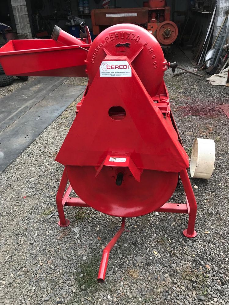 Moara PERUZZO profesionala la tractor