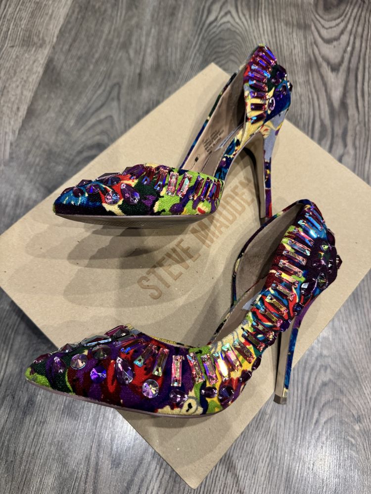 Обувки steve madden номер 37
