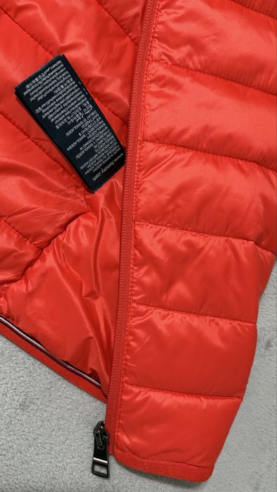 Vesta Tommy Hilfiger  M - NEPURTATA