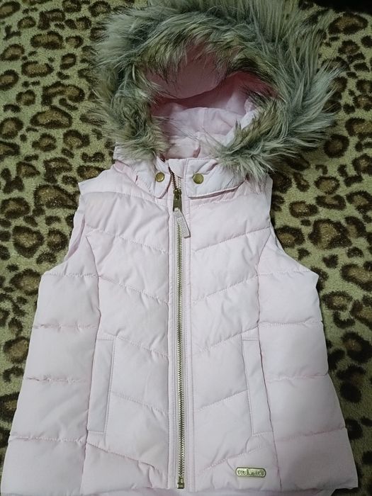 Vesta fetița 4-6ani