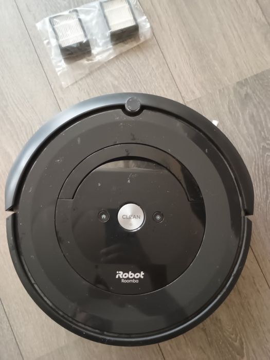 Прахосмукачка робот IRobot E5