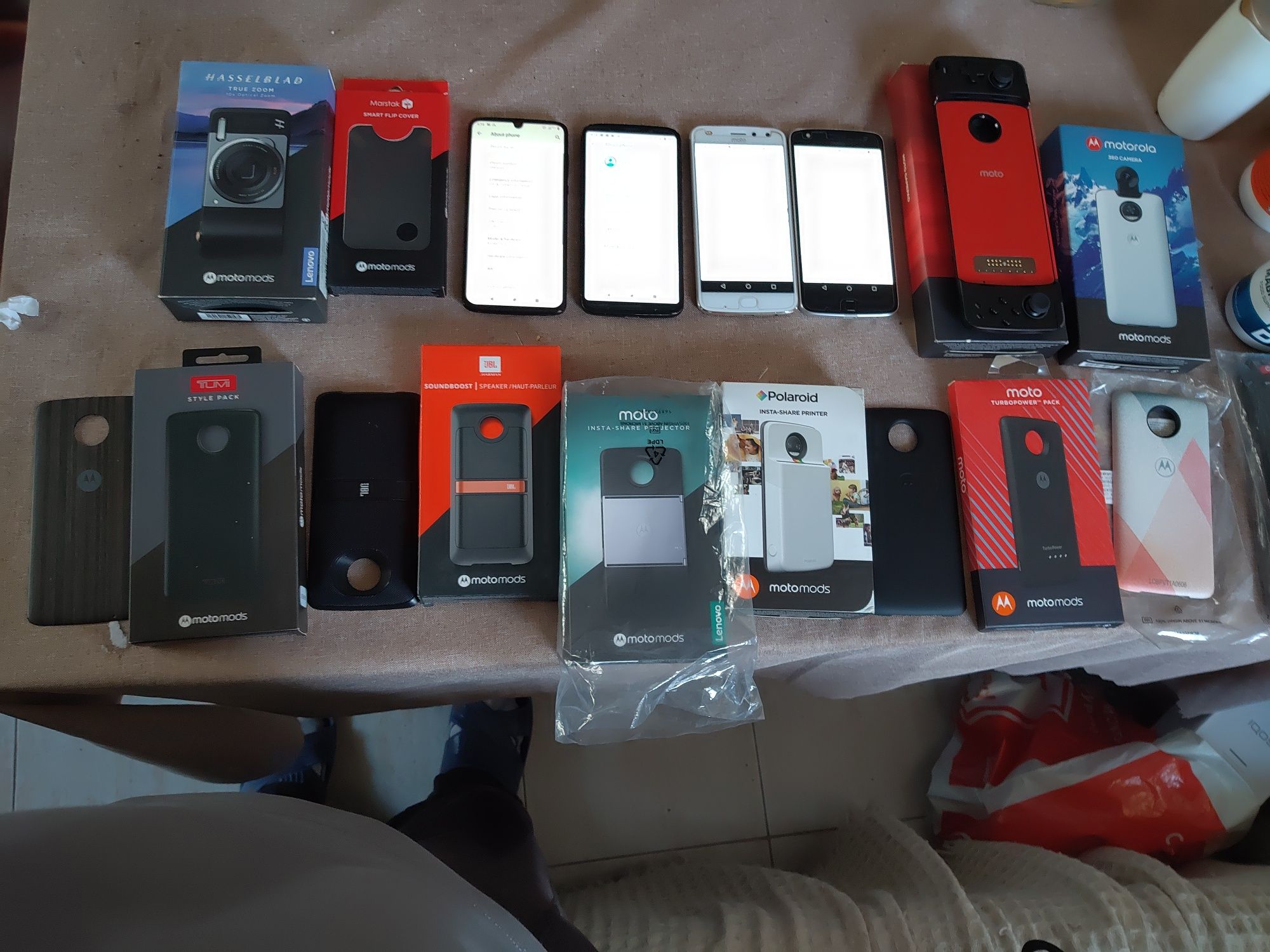 Moto Z Play,Moto Z2 Play,Z3 play, moto mods ultimate full pack.
