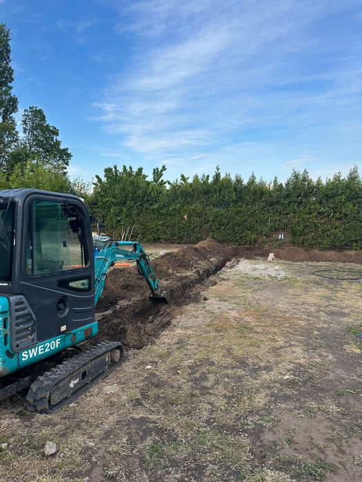 Inchiriez UTILAJE, Miniexcavator, Placi si Mai Compactoare
