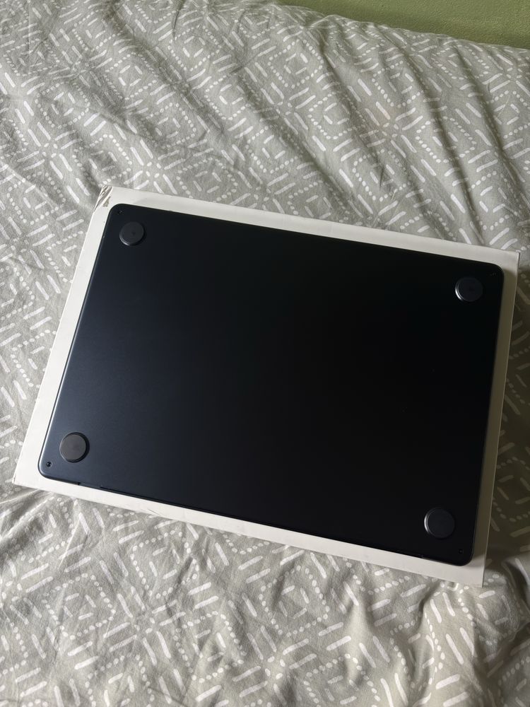 Macbook Air M2 2022