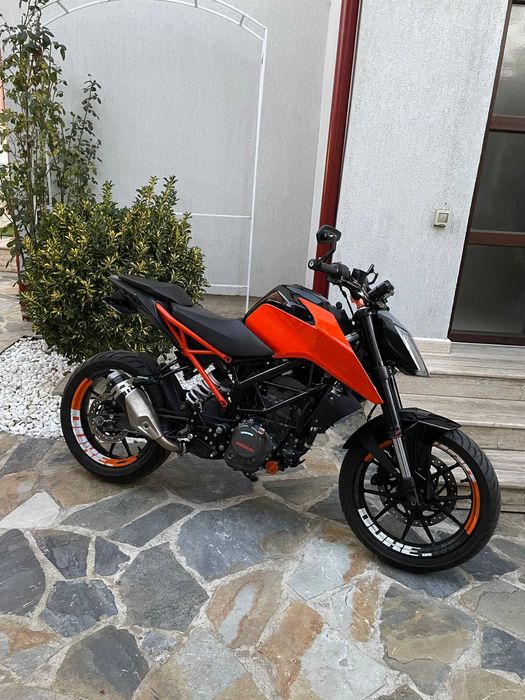 KTM DUKE 125 abs a1