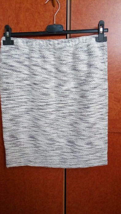 fustita tricot scurtă