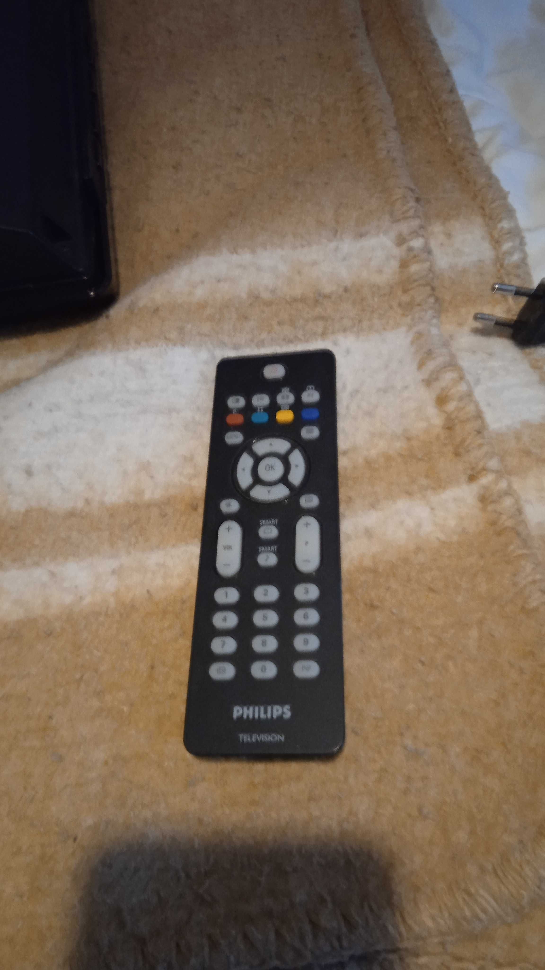 телевизор Philips модел 32pfl3312/10 HDMI подържа кабелна  и eon тв