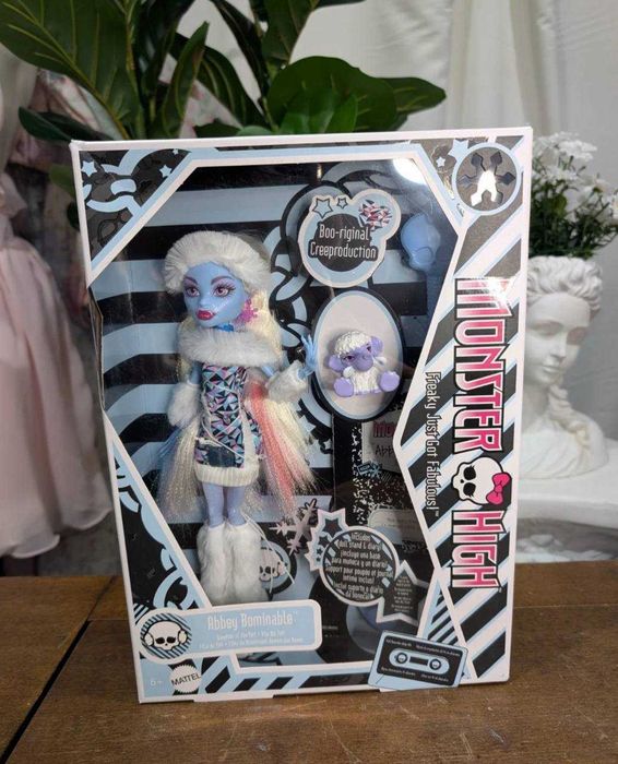 Эбби кукла Монстр хай