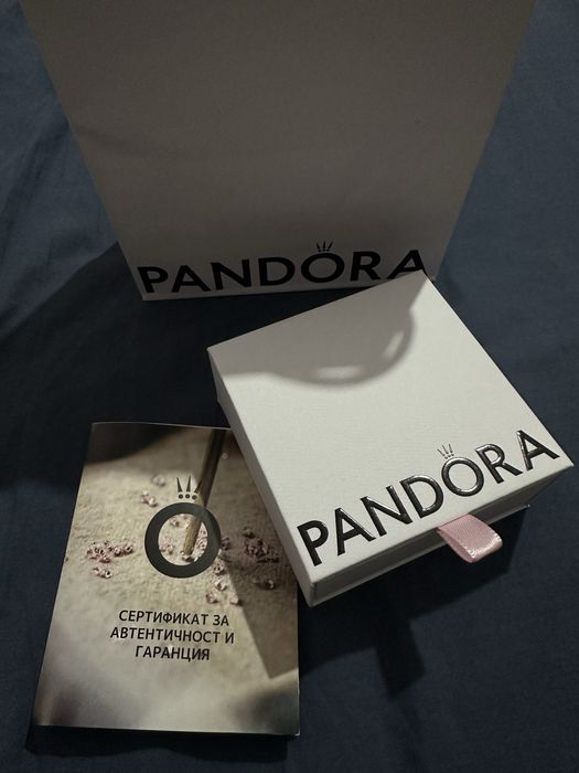 Чисто нова Pandora гривна