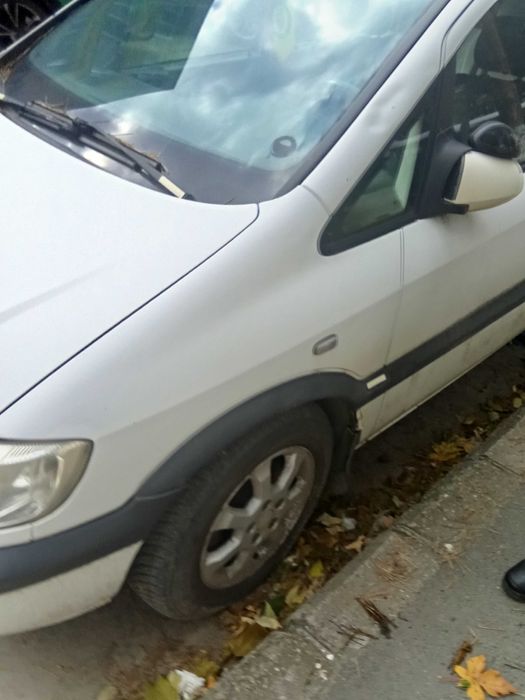 Zafira 7 locuri preț mic