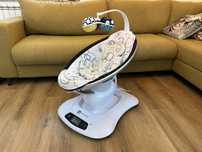 Електрическата бебешка люлка mamaRoo 4.0 Multi-color plush