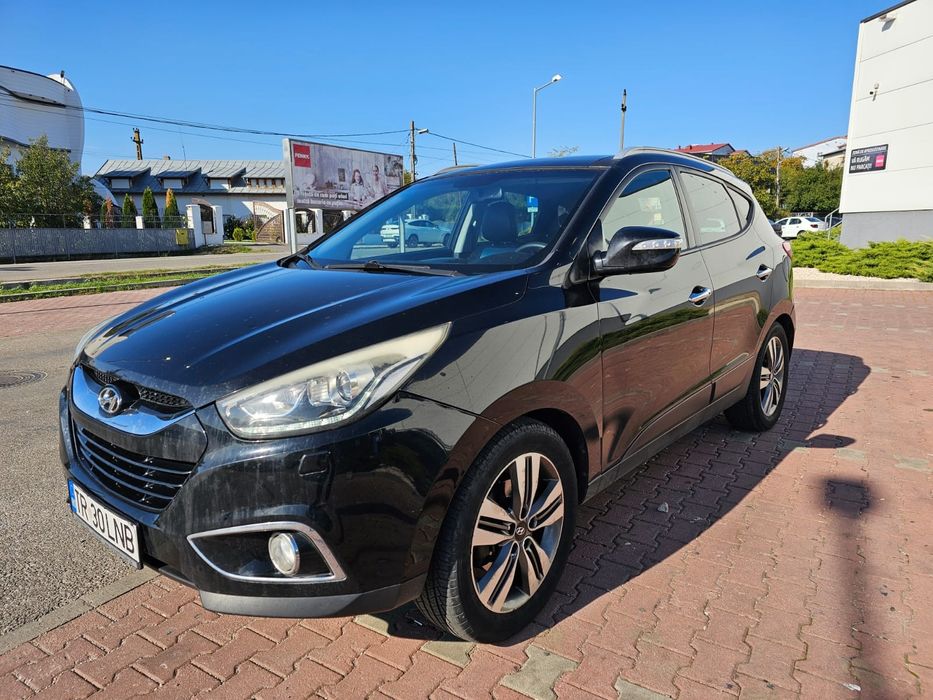 Vand Hyundai IX 35
Hyundai ix35 2.0 CRDi 184 CP 4x4 Automat – 2015, Pa