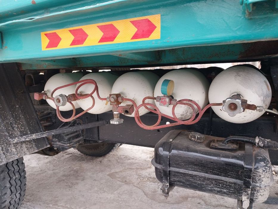 Gaz 53 sotiladi  6200$