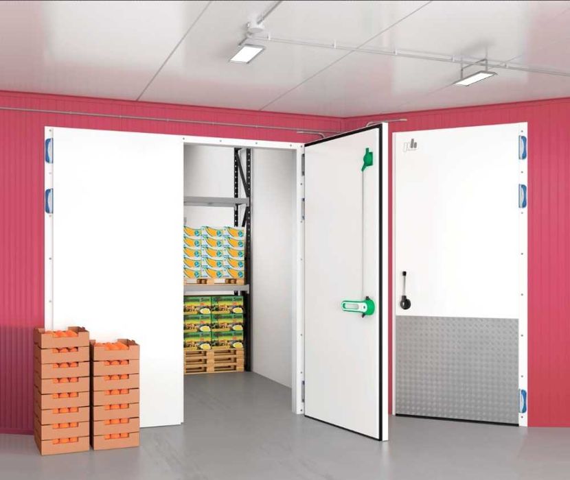 Двери для холодильных и морозильных камер, агрегаты сэндвич панели ППУ