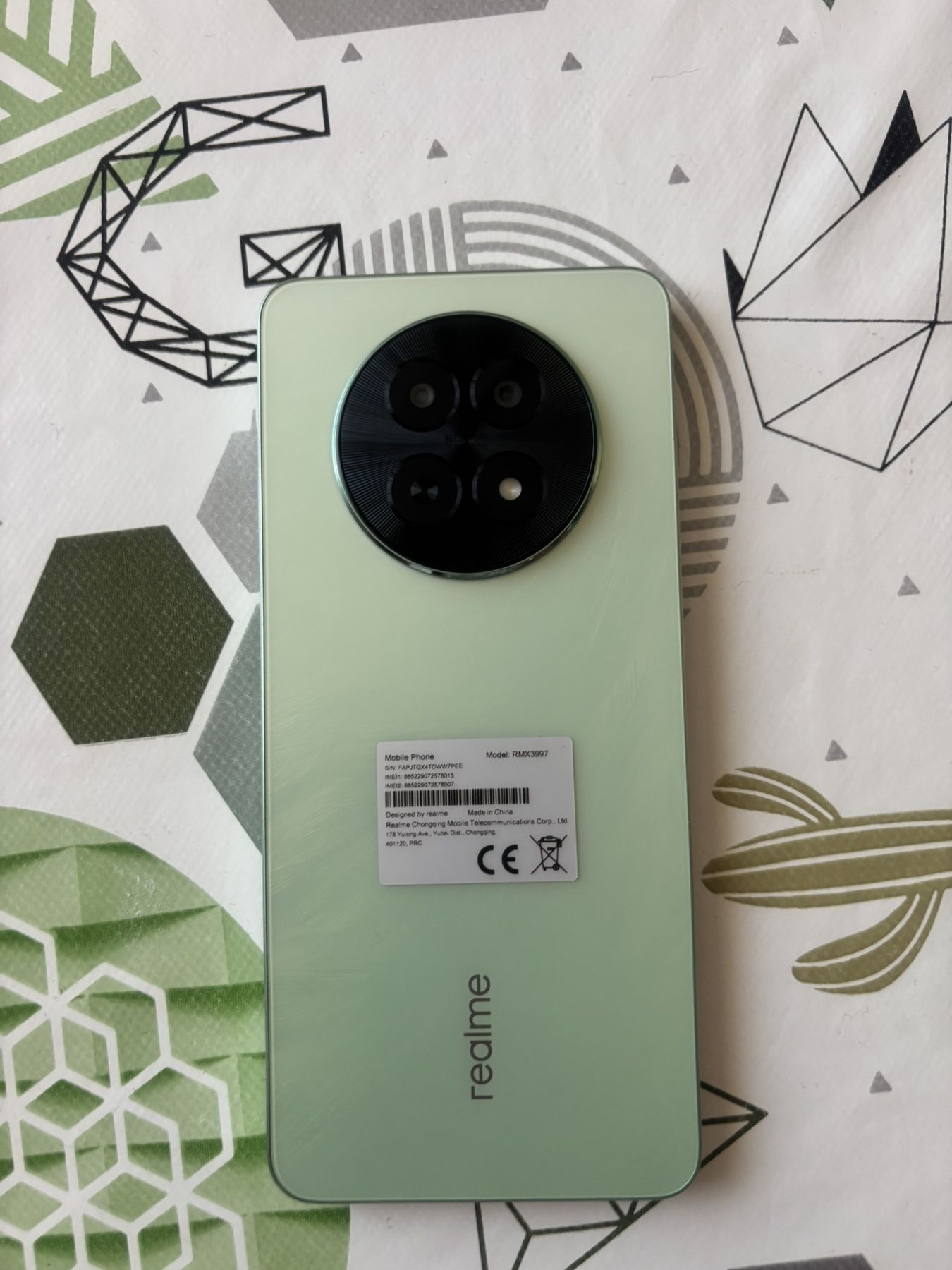 Чисто нов телефон Realme 12x ...