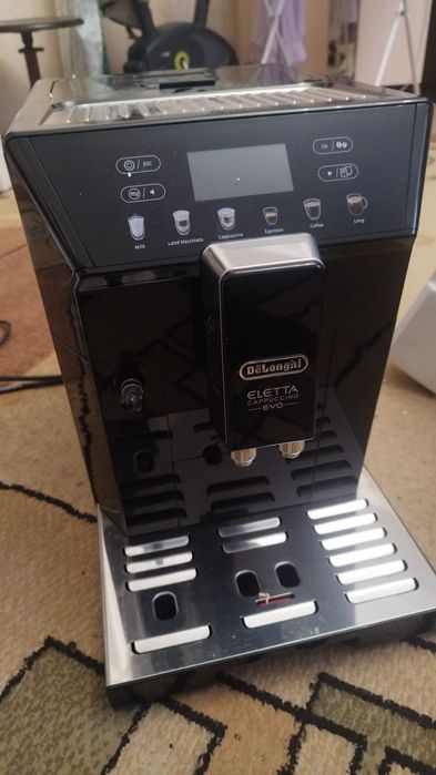 Кофемашина delonghi