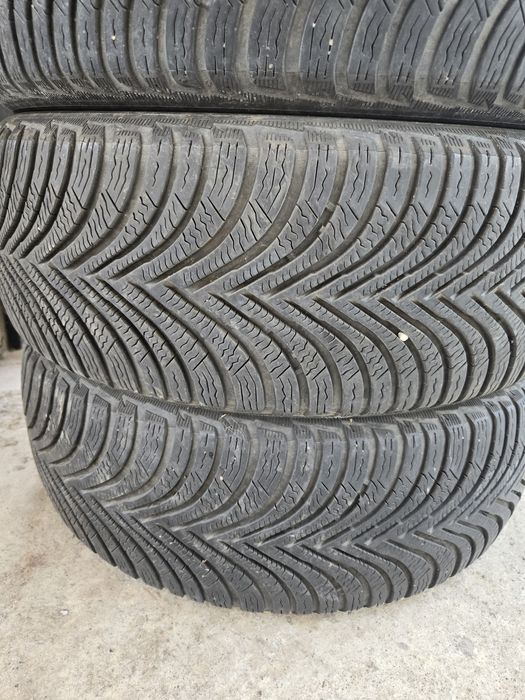 4 бр. Зимни гуми 215.60.16 MICHELIN