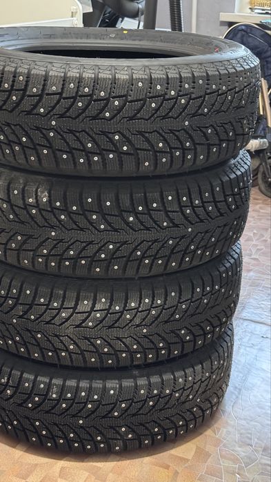 Зимние шины новые