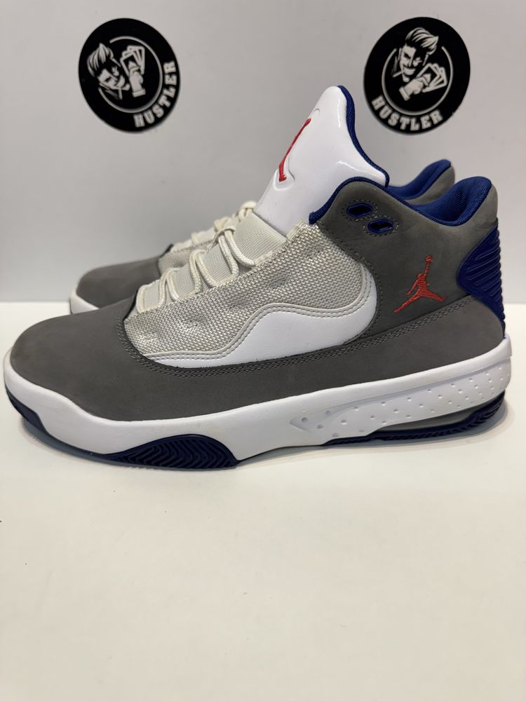 Маратонки JORDAN AIR MAX AURA 2 .Номер 41