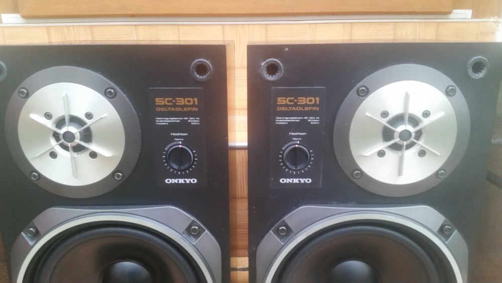 Onkyo SC-301; boxe Japan