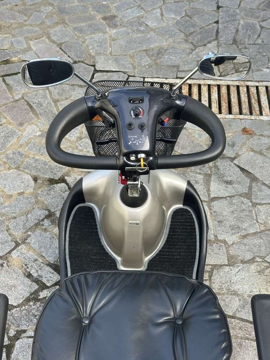 Инвалидна количка/скутер