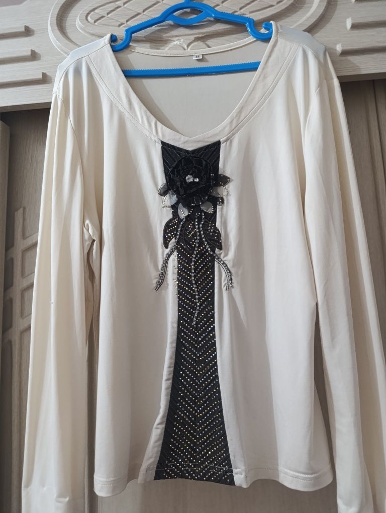 Кофта с длинными рукавами