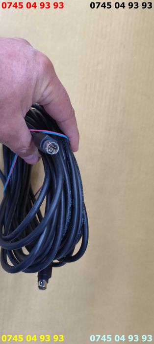 cablu 9 pini la ambele capete 9m nou