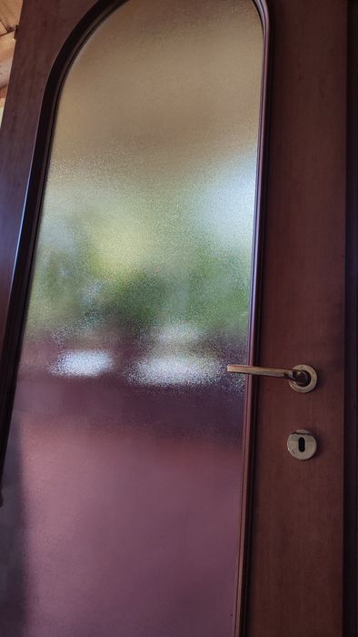 Uși de interior din lemn