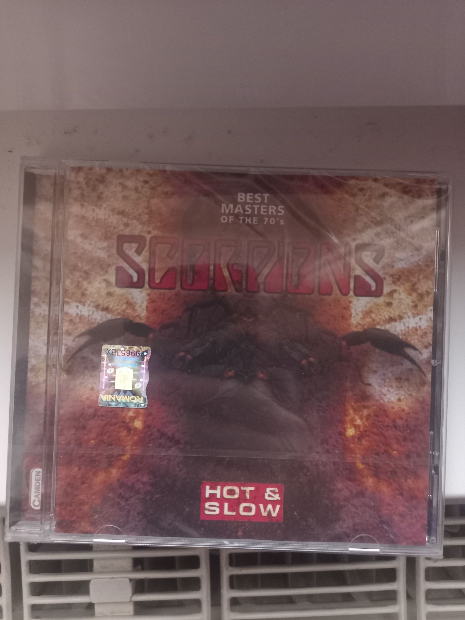 CD Scorpions Hot & Slow