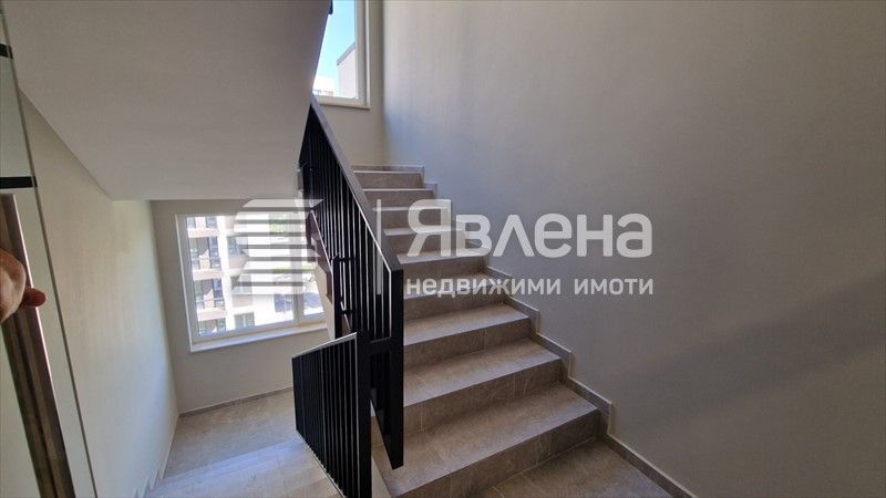 Продава се Тристаен апартамент в София, Банишора - 91 кв.м за 2193 €/кв.м - Снимка #3