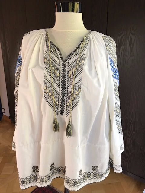 Cămașă tradițională oltenească de patrimoniu