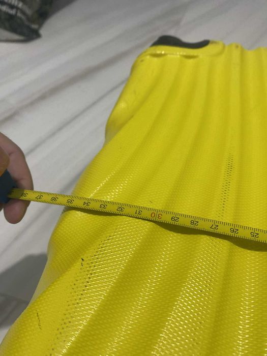 Troller voiaj galben