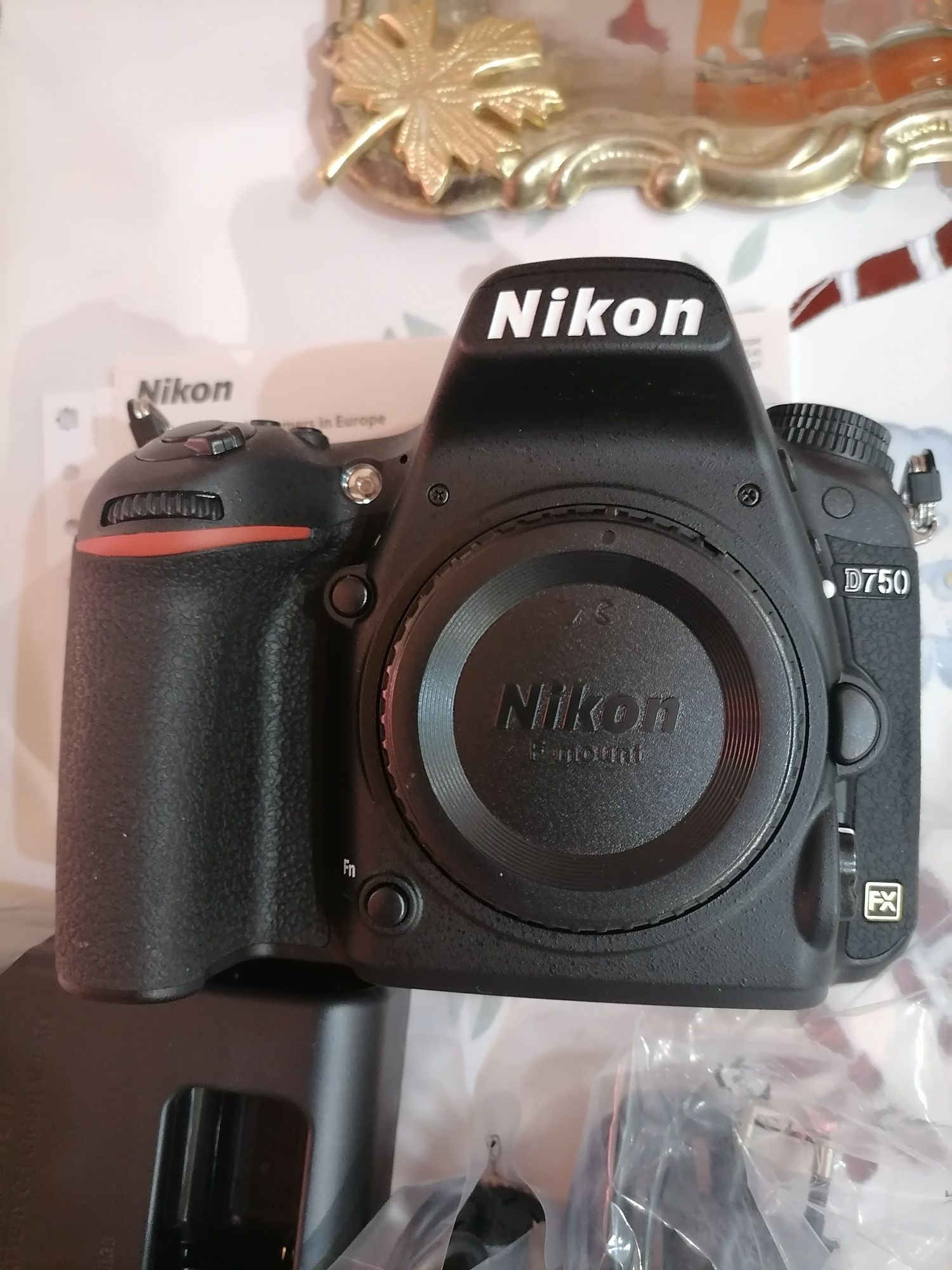 Nikon    D750  body