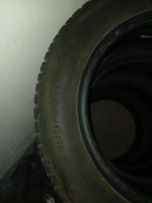 Зимни гуми Kumho Wintercraft 195/60/R15