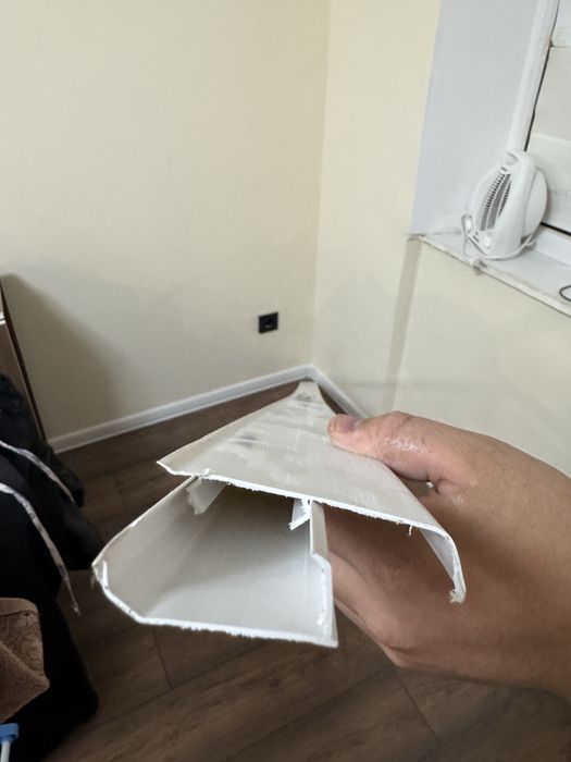 Продам новый плинтус