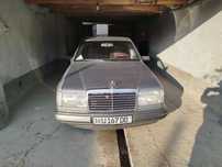 Mercedes benz W124