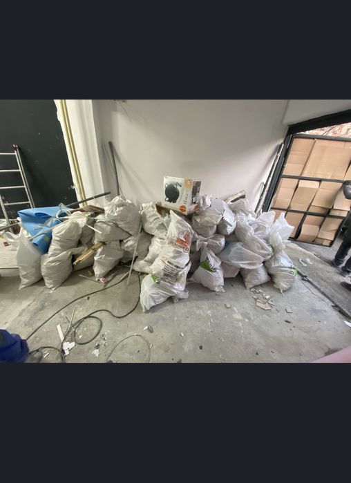 Transport moloz Debarasari si evacuare rapid curat fără bătaie de cap