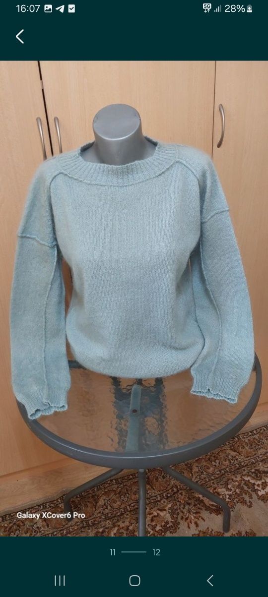 пуловер By Malene Birger.55% Mohair. 15%вълна размер L/М.
