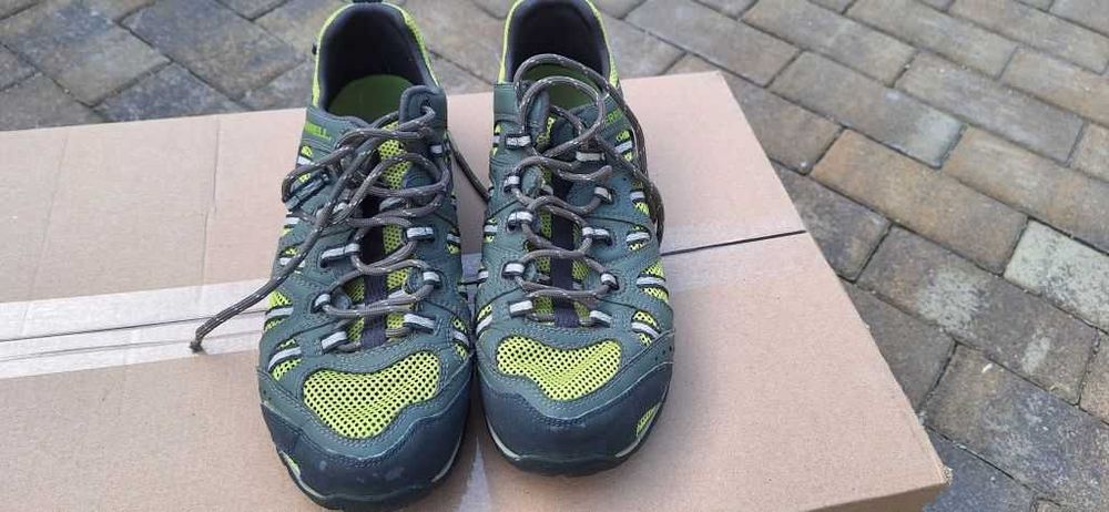 incaltaminte sport fete 39-40 second hand Vans Merrell Pull&Bear