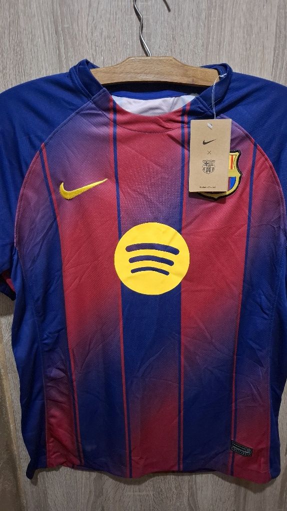 Barcelona new season jersey цена 59,99