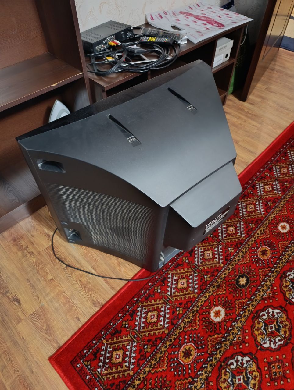 Panasonic televizor sotiladi