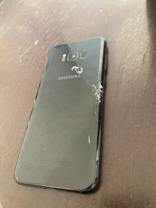 Продаю самсунг S8 или 8+