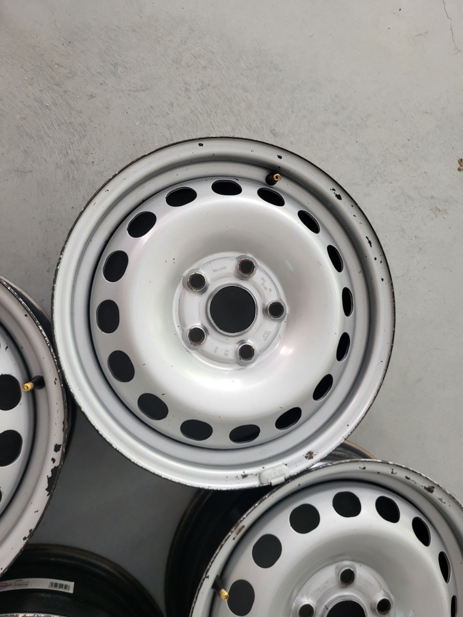 15 5х112 Vw Golf touran Caddy метални джанти 5х112