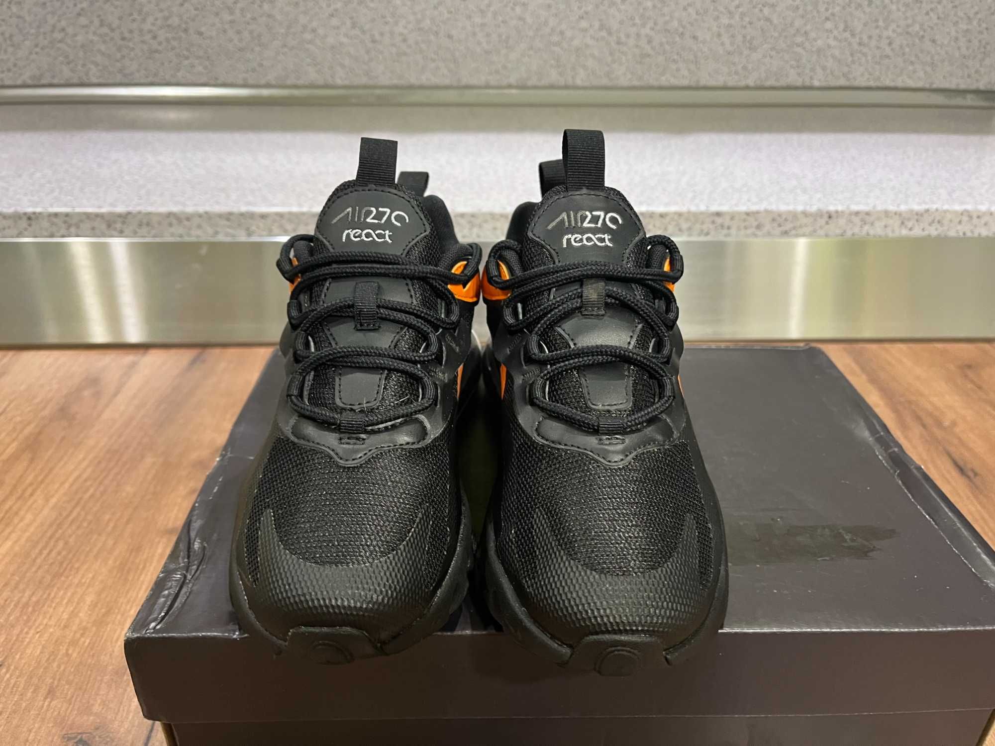 ОРИГИНАЛНИ *** Nike Air Max 270 React / Black Light Smoke Magma Orange