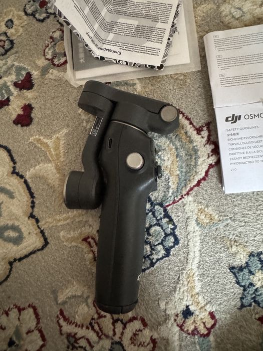 Стаблизатор телнфона dgi7p