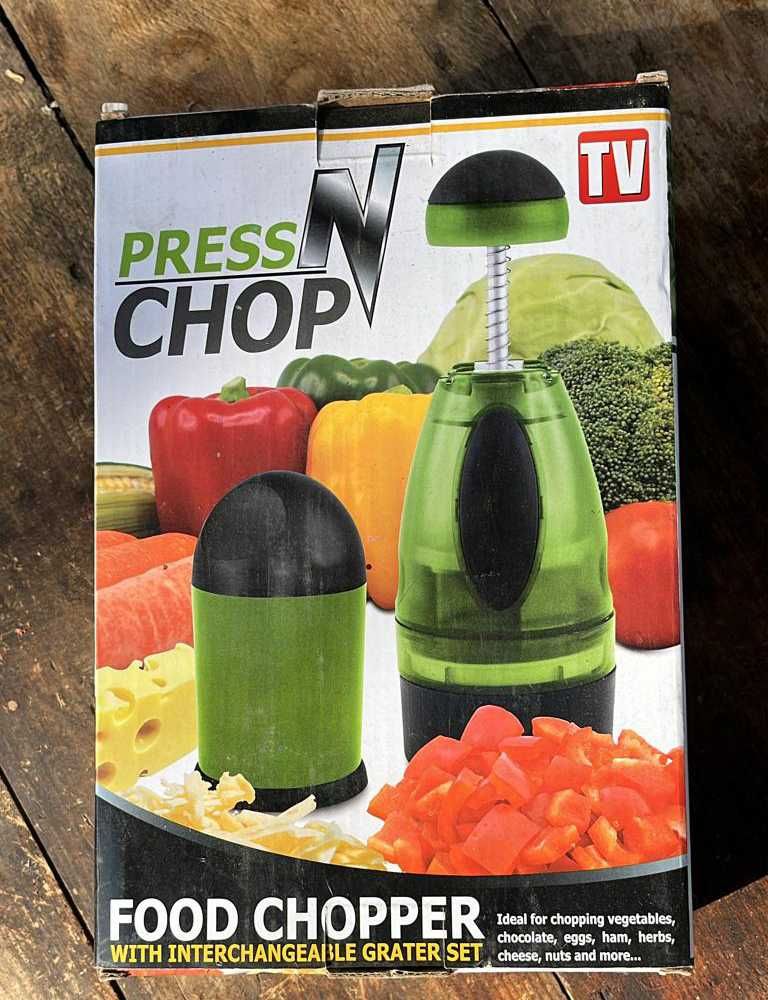 Food Chopper pentru legume şi fructe